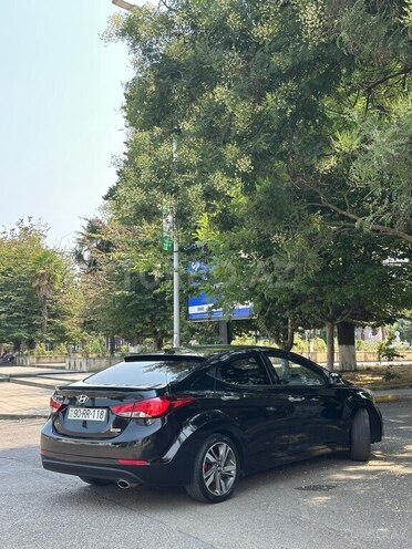 Hyundai Elantra 2015, 281,643 km - 1.8 л - Lənkəran