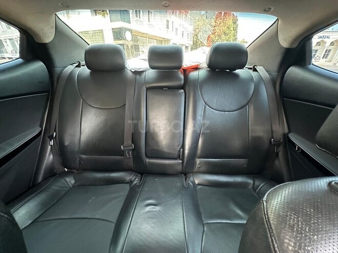 Hyundai Elantra 2015, 281,643 km - 1.8 л - Lənkəran