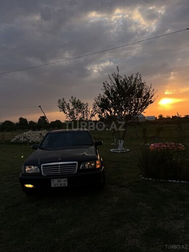 Mercedes C 200 1998, 50,000 km - 2.0 l - Qəbələ