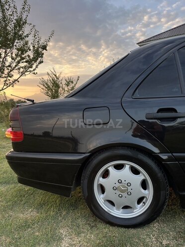 Mercedes C 200 1998, 50,000 km - 2.0 l - Qəbələ