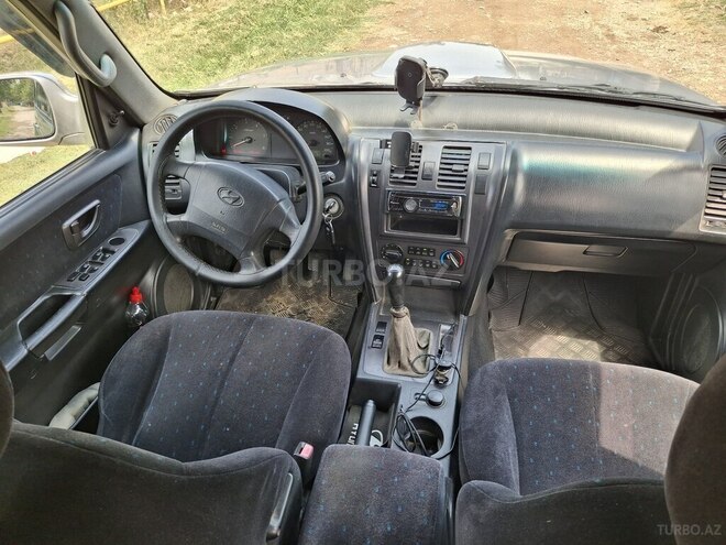 Hyundai Terracan 2003, 26,900 km - 2.9 l - Naxçıvan
