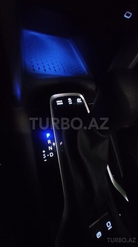 Toyota  2024, 760 km - 2.0 l - Bakı