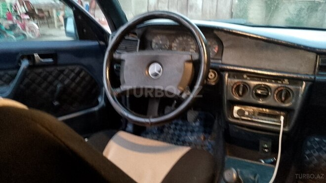 Mercedes 190 1990, 420,000 km - 2.0 l - Mingəçevir