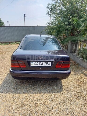 Mercedes E 220 d 1998, 450,000 km - 2.2 l - Masallı