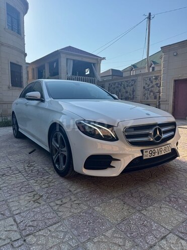Mercedes E 300 4MATIC 2018, 119,000 km - 2.0 л - Bakı