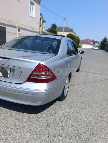 Mercedes C 240 2002, 223,000 km - 2.6 л - Sumqayıt