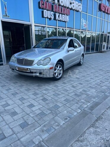 Mercedes C 240 2002, 223,000 km - 2.6 л - Sumqayıt