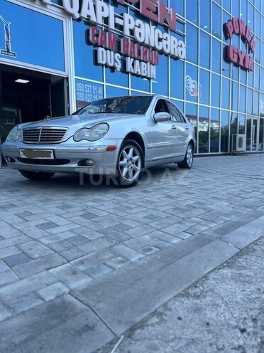 Mercedes C 240 2002, 223,000 km - 2.6 л - Sumqayıt