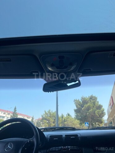 Mercedes C 240 2002, 223,000 km - 2.6 л - Sumqayıt