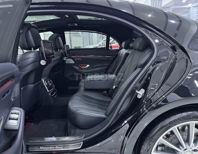 Mercedes S 500 2015, 92,300 km - 4.7 l - Bakı