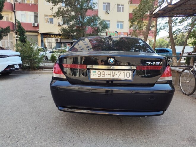 BMW  2002, 253,467 km - 4.4 l - Bakı