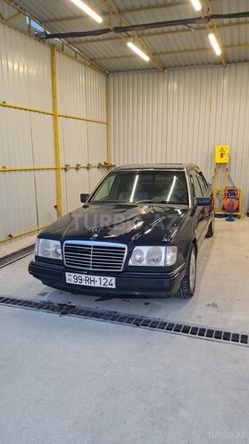 Mercedes E 220 1994, 391,600 km - 2.2 l - Bakı