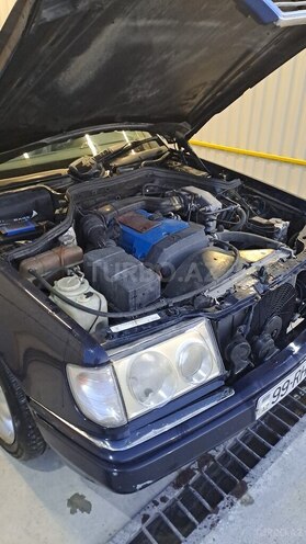 Mercedes E 220 1994, 391,600 km - 2.2 l - Bakı
