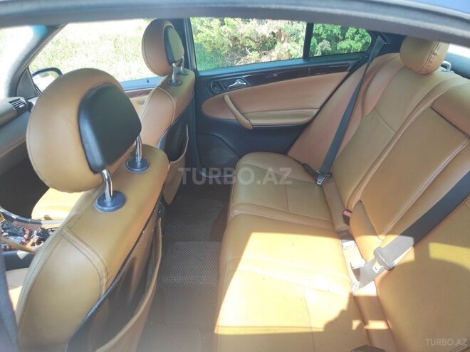 Mercedes C 200 2000, 380,000 km - 2.0 l - Bakı