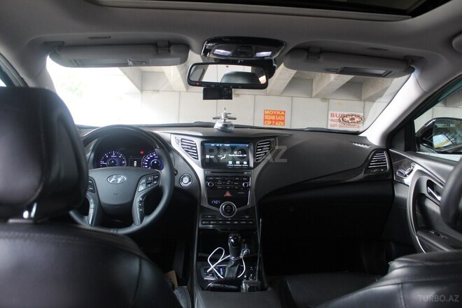 Hyundai Grandeur 2015, 222,000 km - 2.2 л - Bakı
