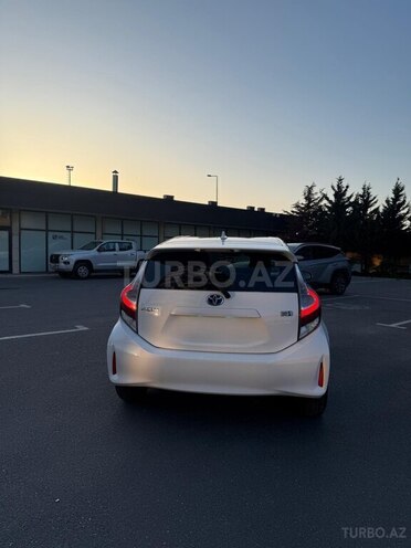 Toyota Aqua 2018, 122,000 km - 1.5 l - Bakı