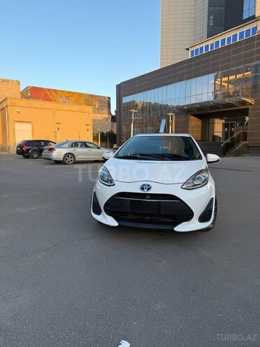 Toyota Aqua 2018, 122,000 km - 1.5 l - Bakı