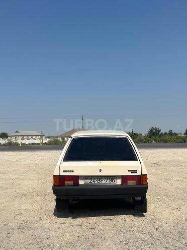 LADA (VAZ) 2109 1987, 300,000 km - 1.5 л - Salyan