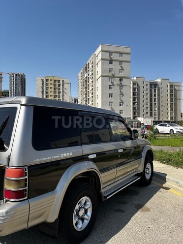 Mitsubishi Pajero 1996, 390,000 km - 2.8 л - Bakı