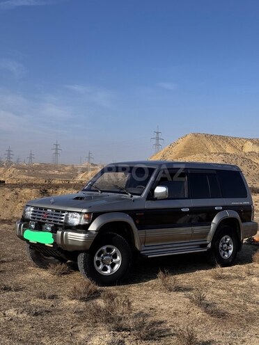 Mitsubishi Pajero 1996, 390,000 km - 2.8 л - Bakı