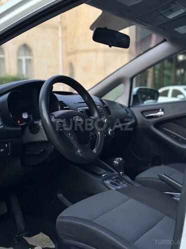Kia Forte 2015, 130,000 km - 1.8 l - Bakı