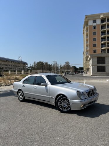 Mercedes E 240 1997, 480,000 km - 2.4 l - Sumqayıt