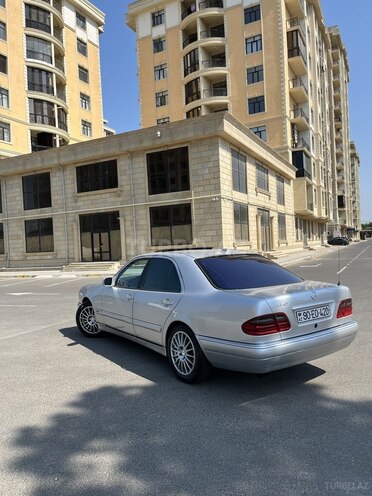 Mercedes E 240 1997, 480,000 km - 2.4 l - Sumqayıt