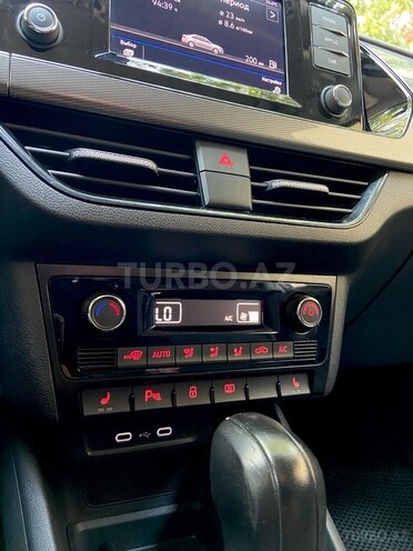 Volkswagen Polo 2021, 53,680 km - 1.6 л - Bakı