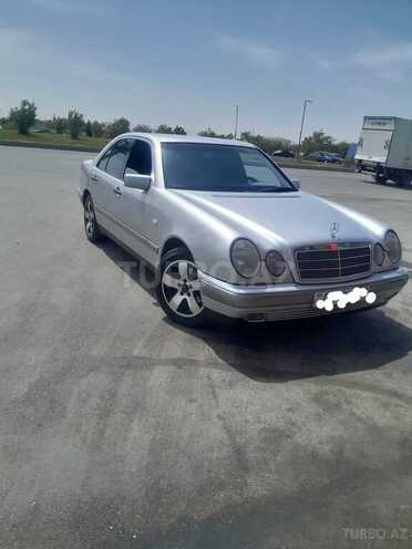 Mercedes E 240 1999, 391,000 km - 2.4 l - Bakı