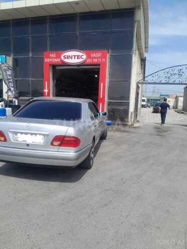 Mercedes E 240 1999, 391,000 km - 2.4 l - Bakı