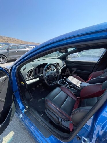 Hyundai Avante 2016, 86,300 km - 1.6 л - Bakı