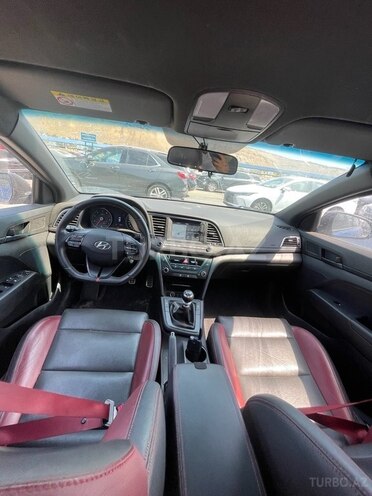 Hyundai Avante 2016, 86,300 km - 1.6 л - Bakı