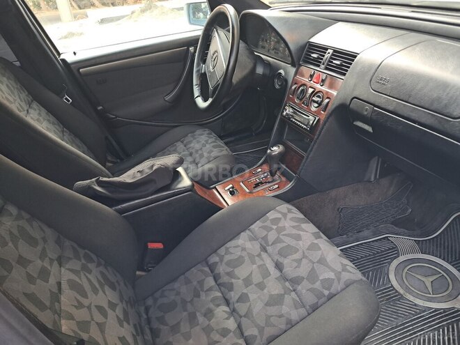 Mercedes C 180 1998, 270,000 km - 1.8 l - Bakı