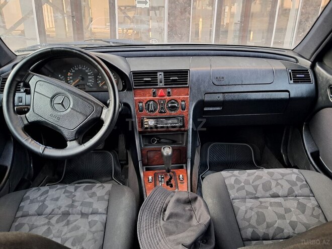 Mercedes C 180 1998, 270,000 km - 1.8 l - Bakı