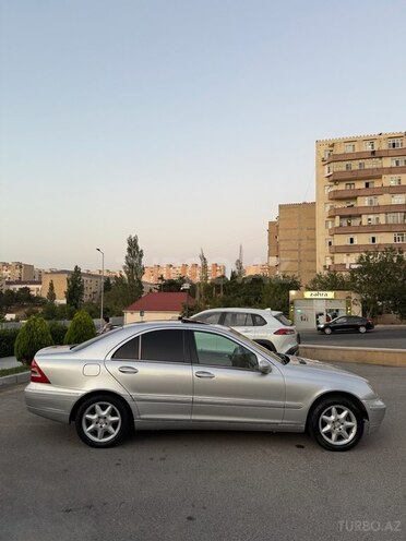 Mercedes C 240 2002, 320,000 km - 2.6 l - Bakı