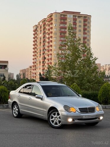 Mercedes C 240 2002, 320,000 km - 2.6 l - Bakı