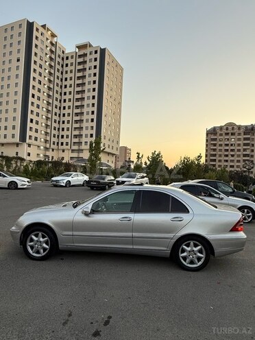 Mercedes C 240 2002, 320,000 km - 2.6 l - Bakı