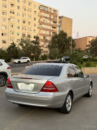 Mercedes C 240 2002, 320,000 km - 2.6 l - Bakı