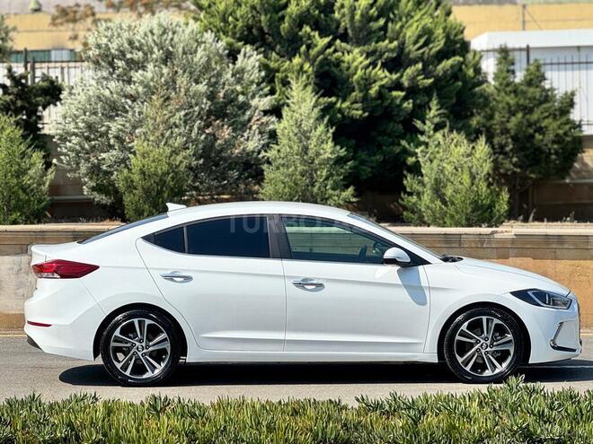 Hyundai Elantra 2017, 105,000 km - 2.0 l - Bakı