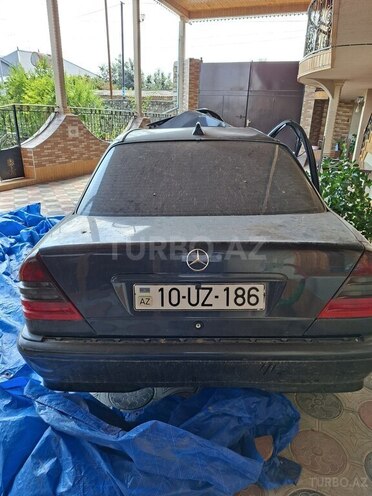 Mercedes C 180 1997, 296,000 km - 1.8 л - Qazax