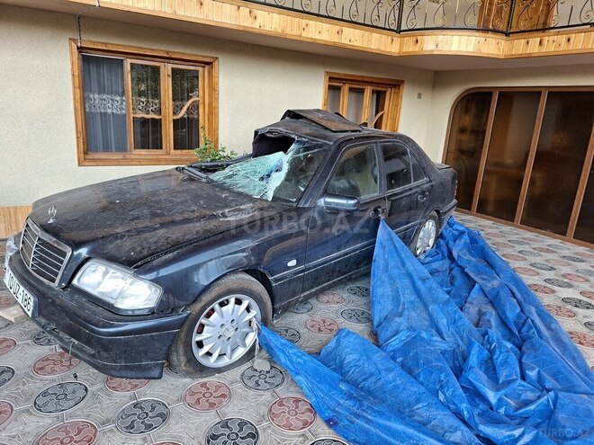 Mercedes C 180 1997, 296,000 km - 1.8 л - Qazax