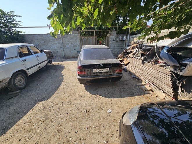 Mercedes C 180 1999, 305,776 km - 1.8 л - Bakı