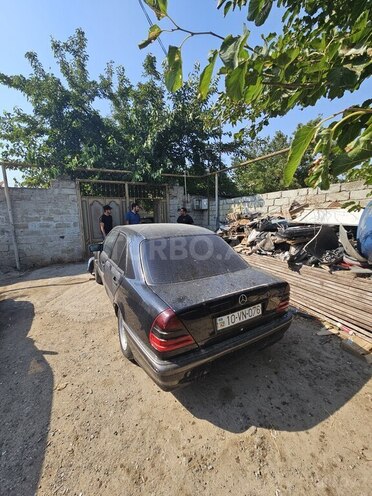 Mercedes C 180 1999, 305,776 km - 1.8 л - Bakı