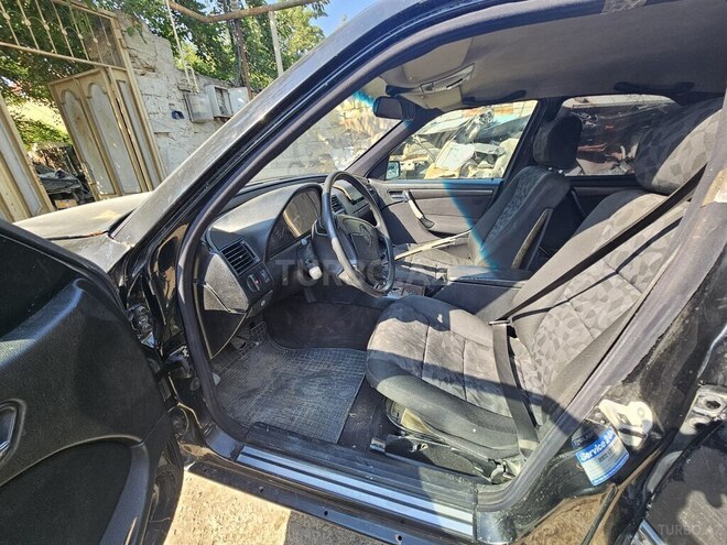 Mercedes C 180 1999, 305,776 km - 1.8 л - Bakı