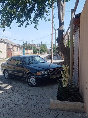 Mercedes C 180 1999, 305,776 km - 1.8 л - Bakı