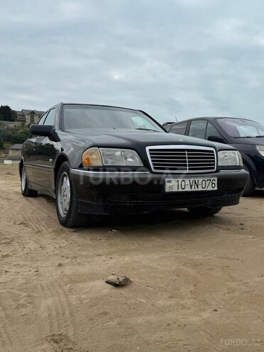 Mercedes C 180 1999, 305,776 km - 1.8 л - Bakı