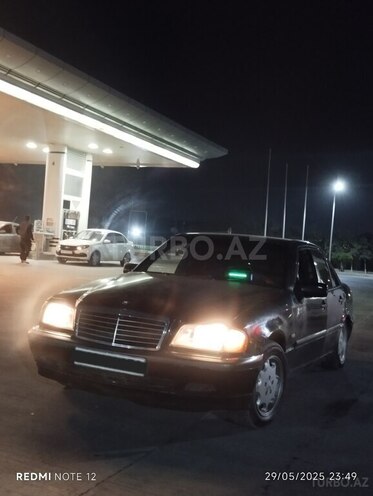 Mercedes C 180 1999, 305,776 km - 1.8 л - Bakı