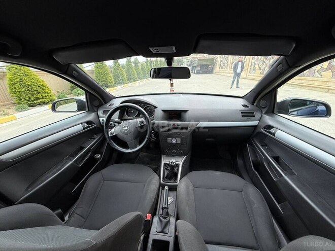 Opel Astra 2005, 250,000 km - 1.4 l - Bakı