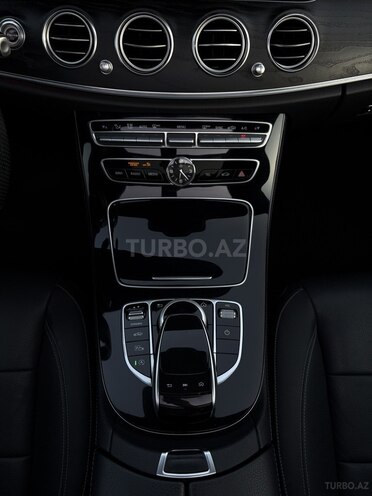 Mercedes E 200 4MATIC 2017, 140,000 km - 2.0 l - Bakı