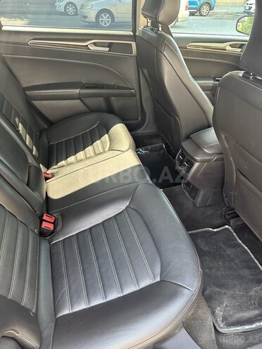 Ford Fusion (North America) 2016, 220,000 km - 2.0 л - Bakı